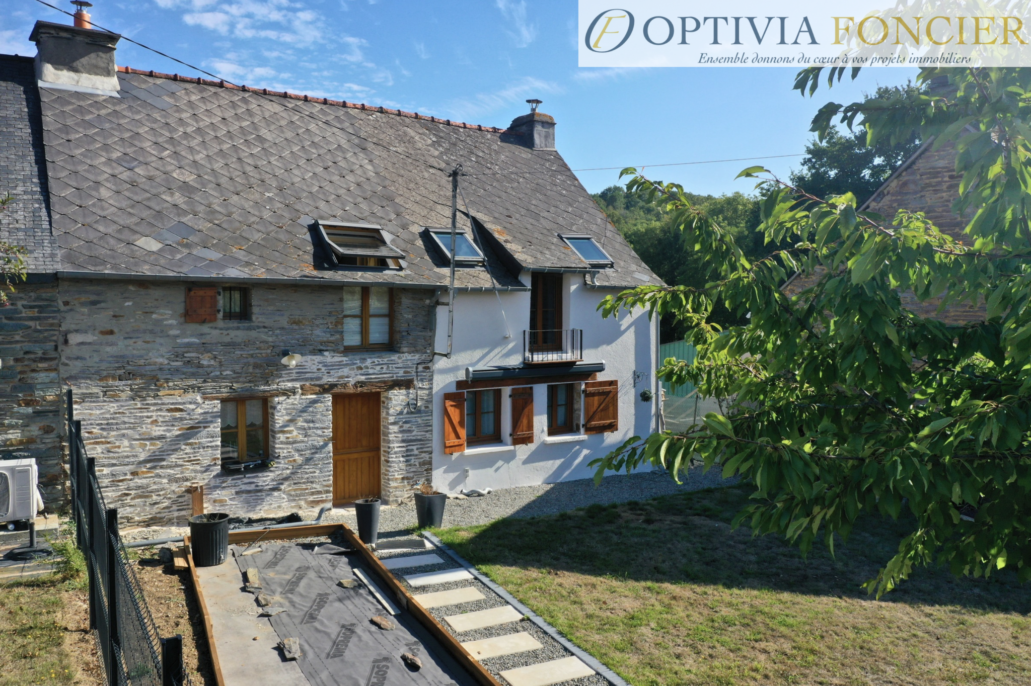 Maison T5 140 m2 - 790 m2 de terrain