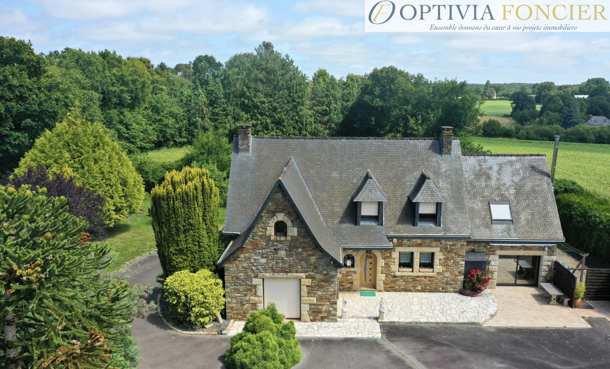 Maison de caractère T6 à Lassy