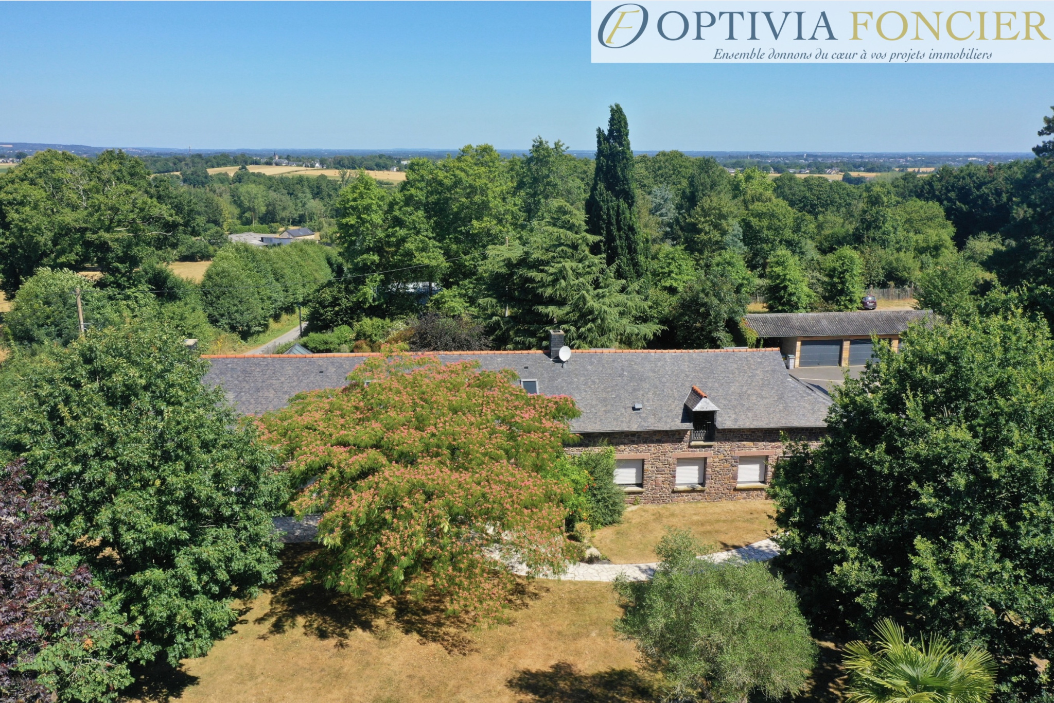 Maison à vendre à Breal sous montfort, 395 m², 7 pièces – photo 3 sur 19