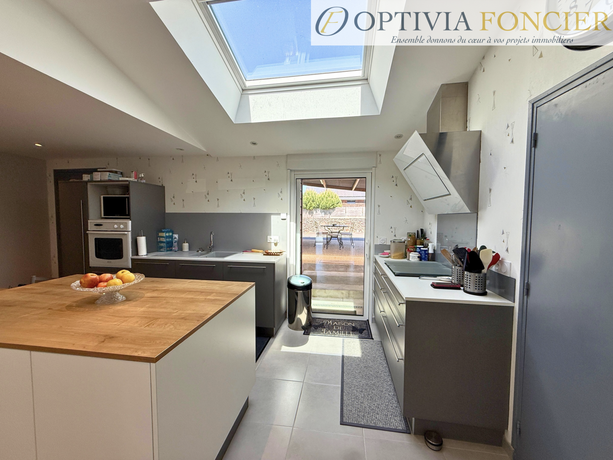 EXCLUSIVITE - MAISON T7 - BRUZ - Quartier prisé - 190 m2 - 997 m2 de terrain clos